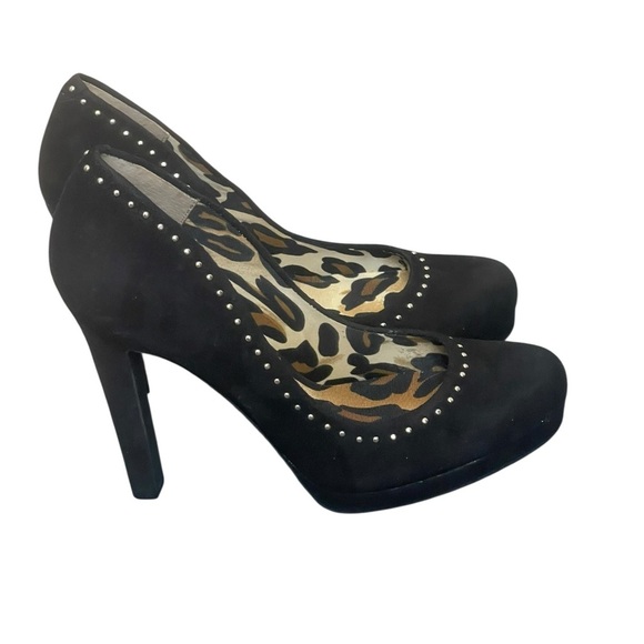 Jessica Simpson Debbie Platform
Studded Pumps 7.5B - Picture 2 of 10